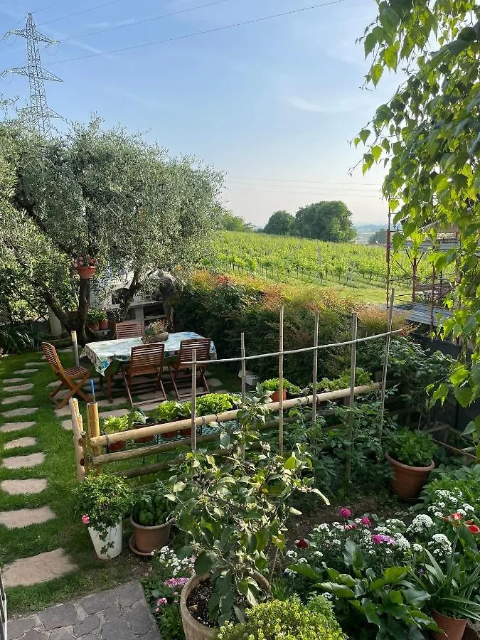 Casa Vacanze Collina Del Lago Pastrengo 0*,  Italy